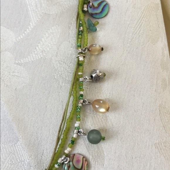 COLDWATER CREEK Signed Green Shell & Abalone Necklace - Picture 9 of 9